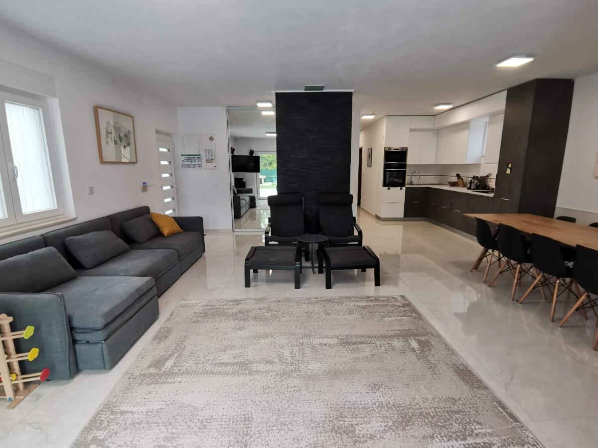 Villa Oliva Umag Eksteriør billede
